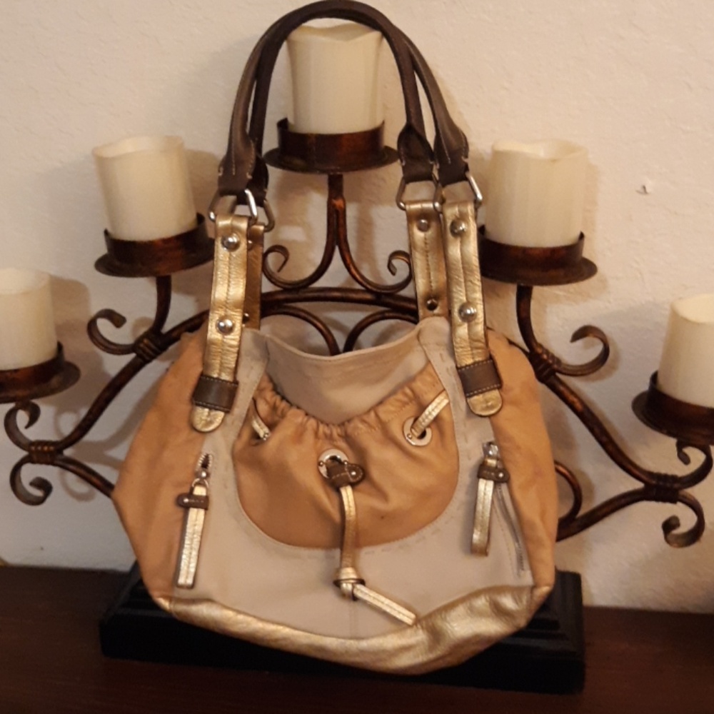 Leather handbag